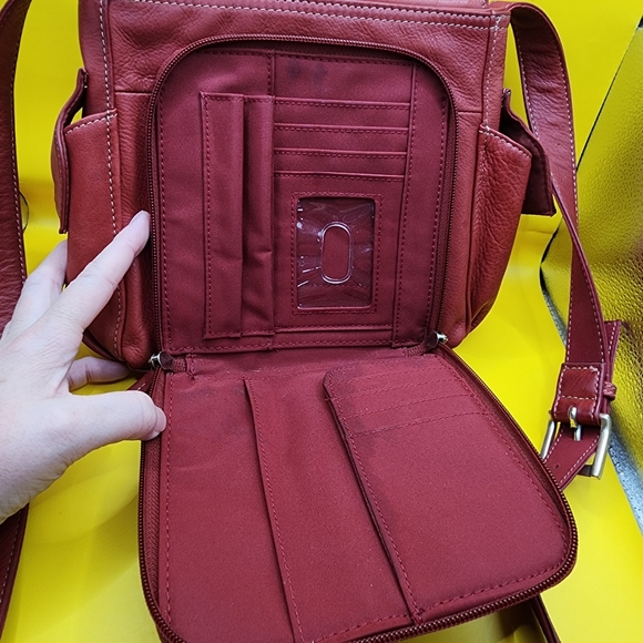 Fossil Red Leather Purse Crossbody Bag 9x7" - Picture 6 of 13